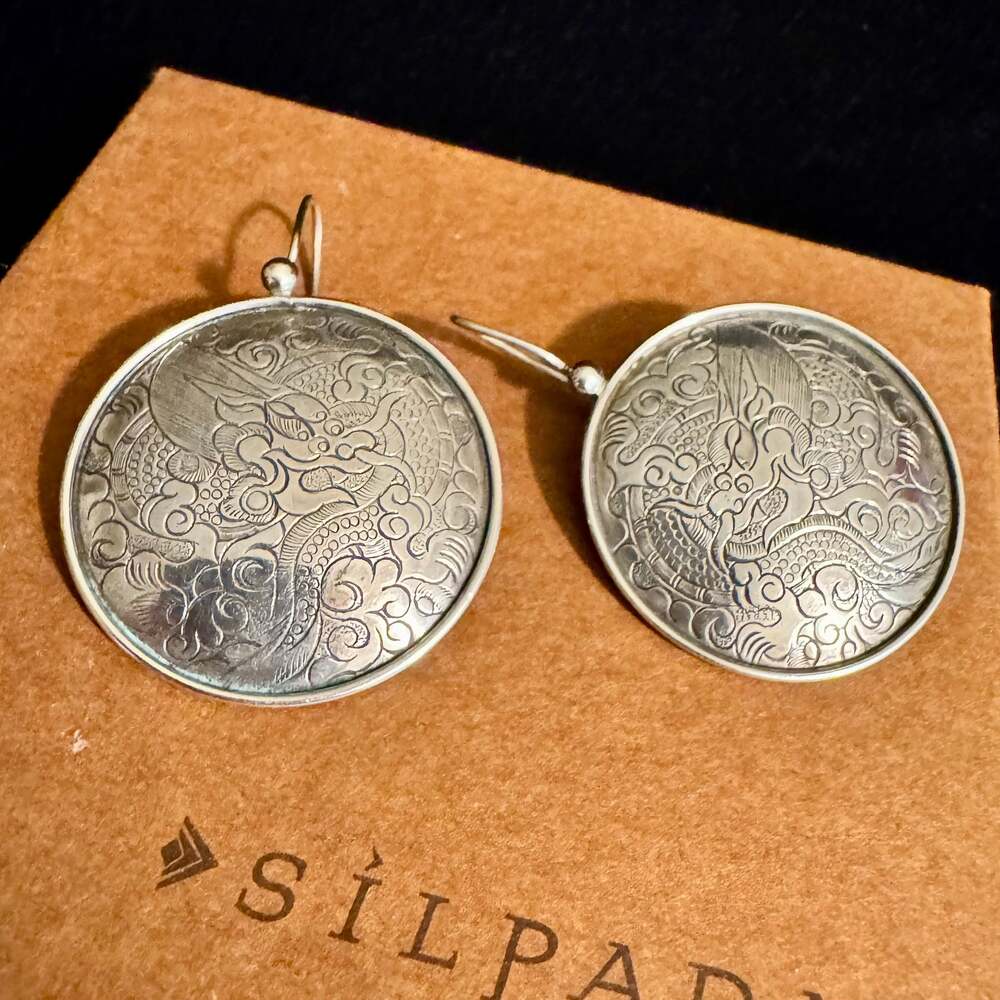 Silpada Sterling Silver Etched Asian Dragon Circle Disc Earrings W1228